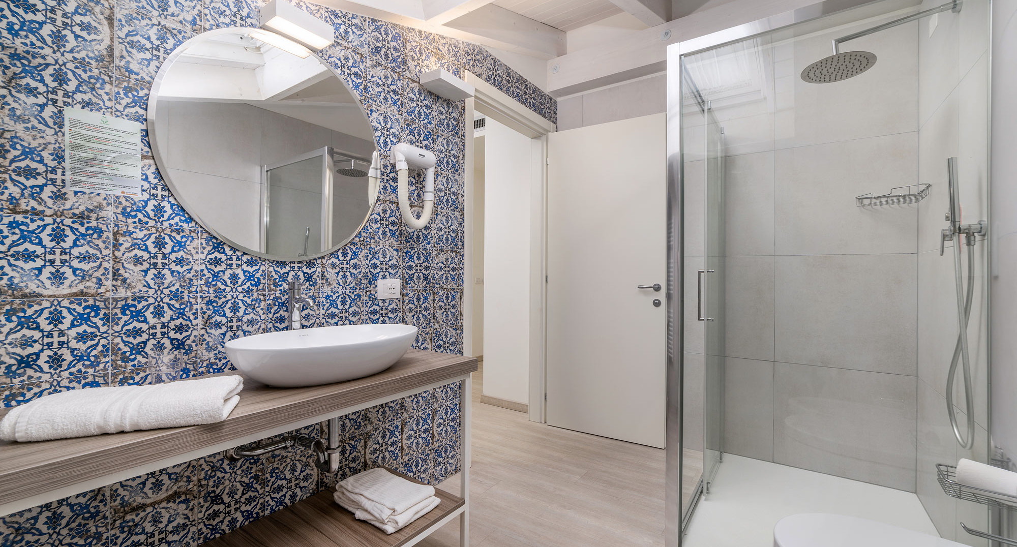 media.Slide-Attico-3-CFH-Cervia-Village