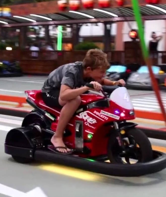 media.gallery-pista-macchinine-gratis-in-hotel-cervia-club-family-hotel-village