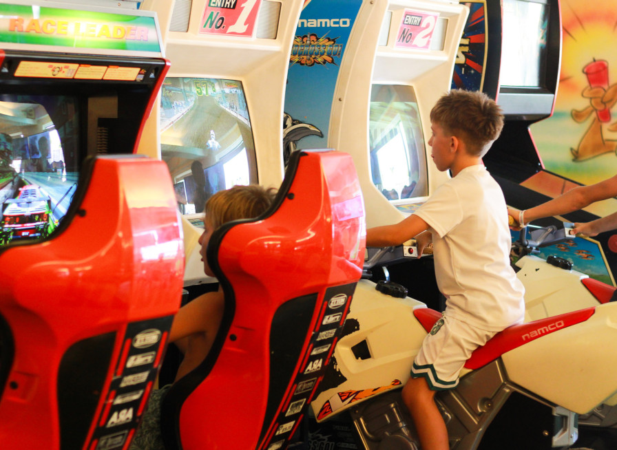 media.slide-arcade_cfh_cervia_village