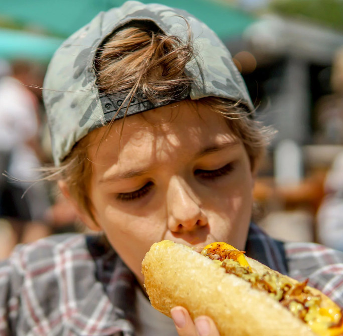 media.Slide-Angolo-del-ghiottone-CFH-Cervia-Village