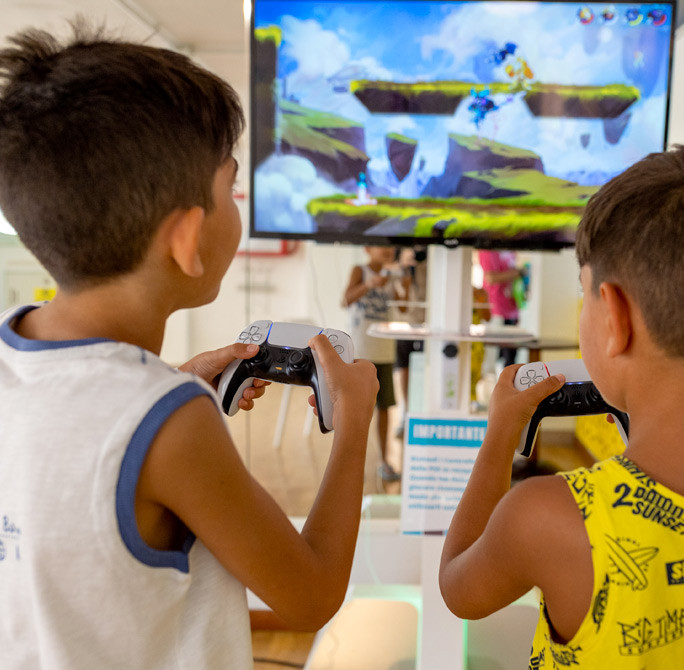 media.Servizi-Playstation5-CFH-Cervia Village