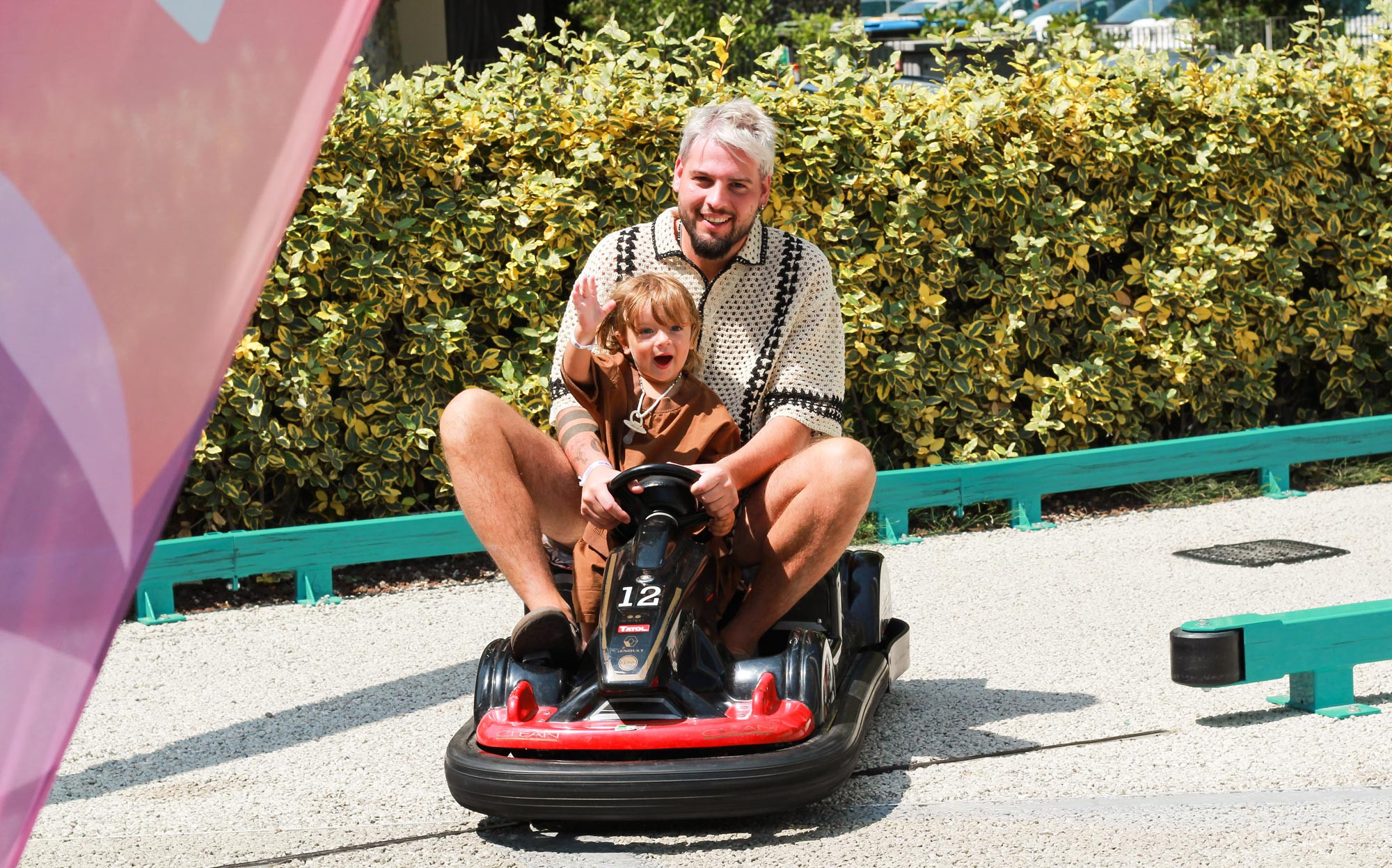 media.slide-racing_2cfh